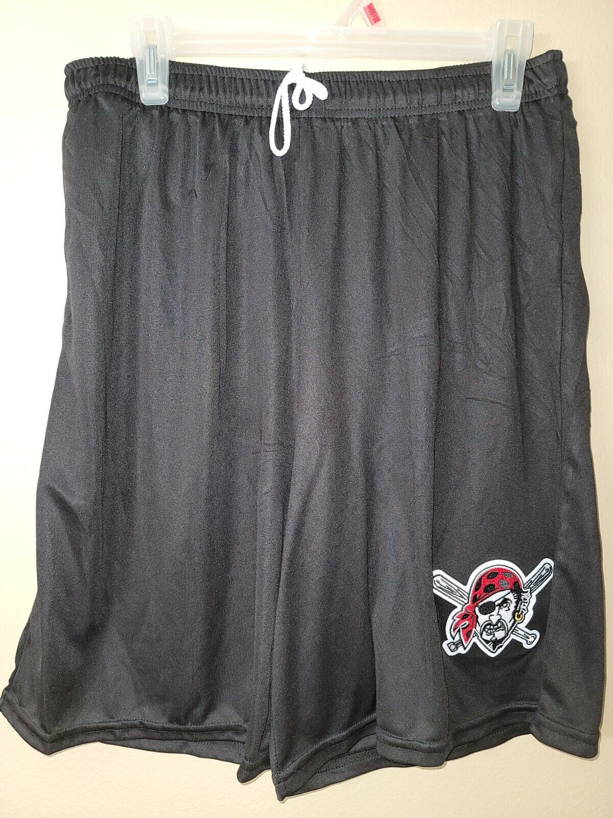 Mens MLB PITTSBURGH PIRATES Moisture Wick Dri Fit SHORTS BLACK