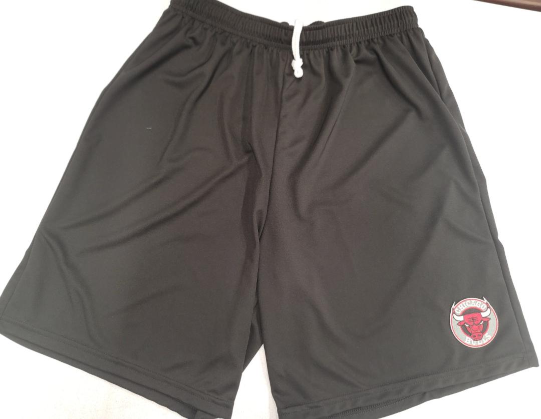 Mens NBA Team Apparel CHICAGO BULLS Moisture Wick Dri Fit SHORTS W/POCKETS Embroidered Logo BLACK
