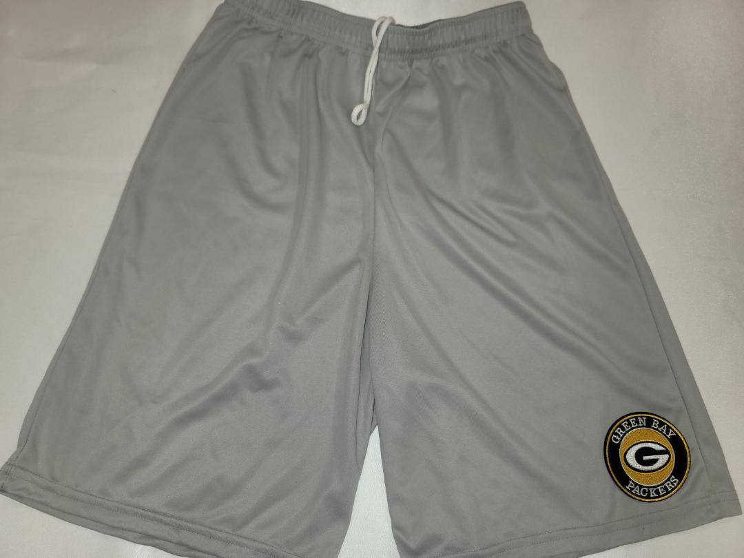 Mens NFL Team Apparel GREEN BAY PACKERS Moisture Wick Dri Fit SHORTS Embroidered Logo SILVER