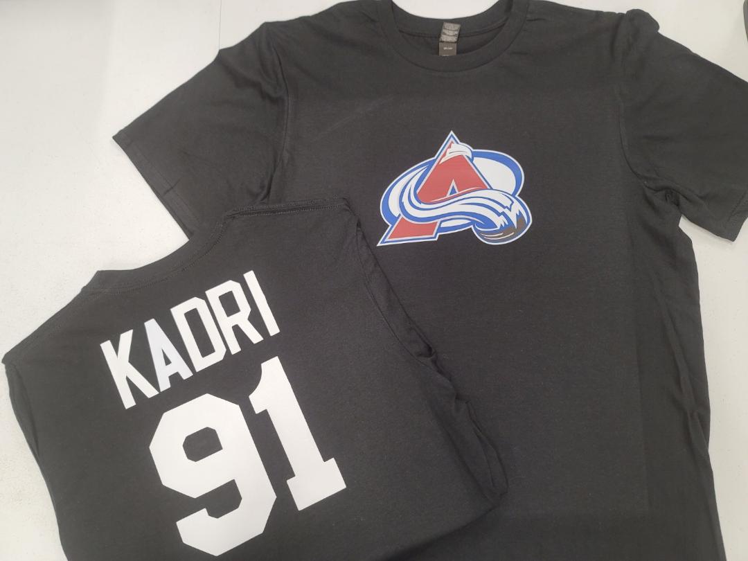 Mens NHL Team Apparel Colorado Avalanche NAZEM KADRI Hockey Shirt BLACK