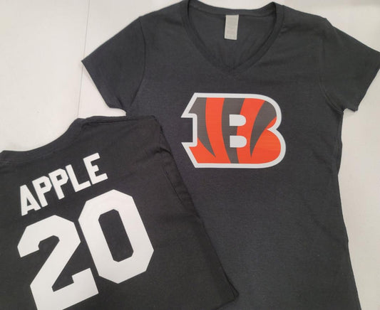 NFL Team Apparel Womens Cincinnati Bengals ELI APPLE V-Neck Football Shirt BLACK