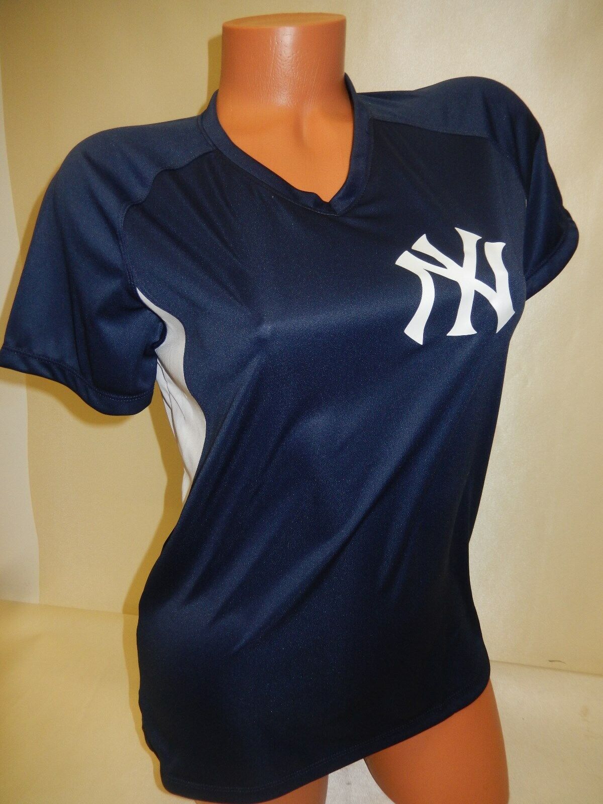 MLB Team Apparel Womens NEW YORK YANKEES Polyester V-Neck Baseball Shirt NAVY