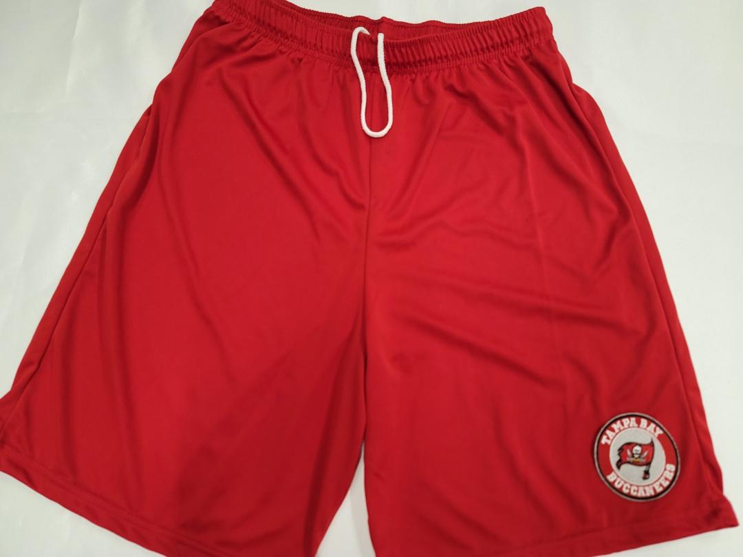 Mens NFL TAMPA BAY BUCCANEERS Moisture Wick Dri Fit SHORTS W/POCKETS Embroidered Logo RED