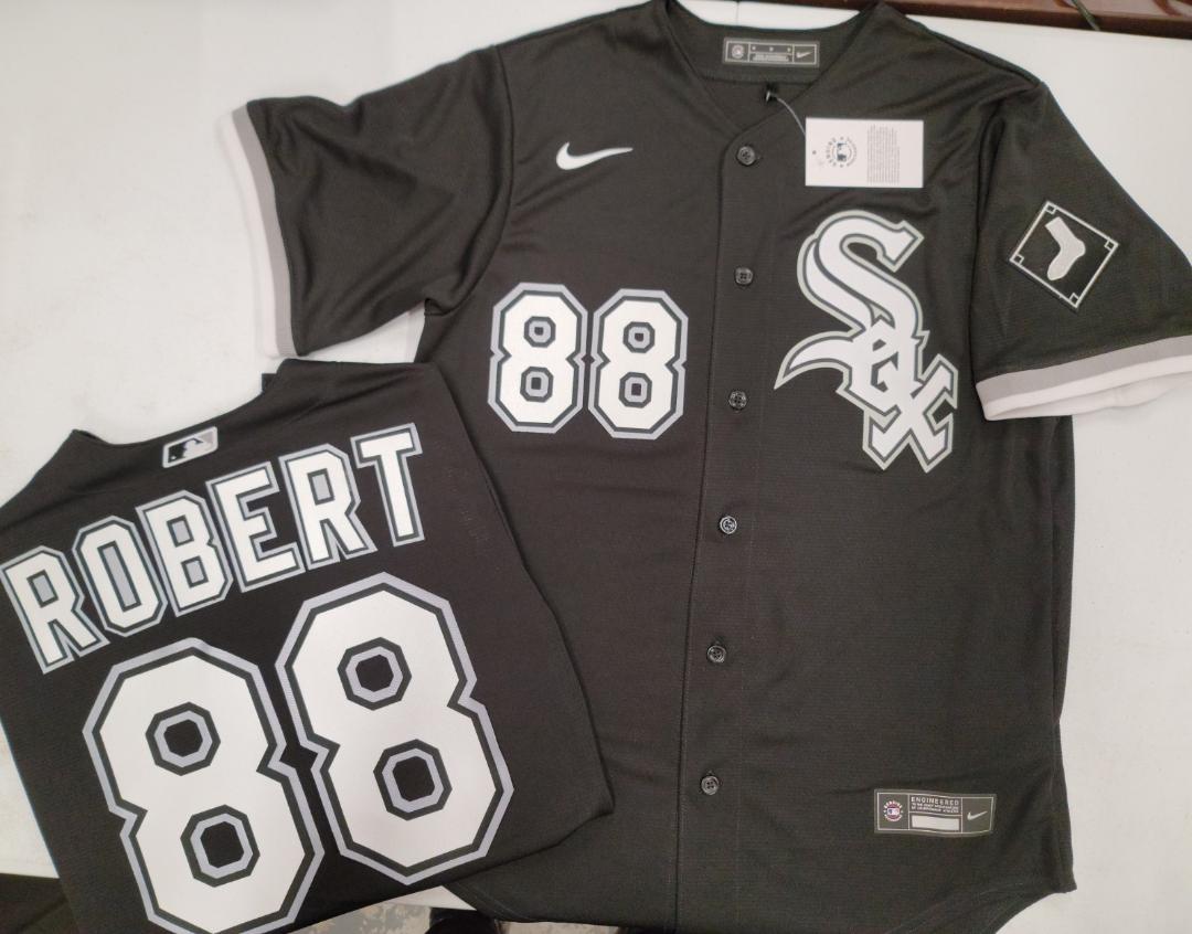 Nike Chicago White Sox LUIS ROBERT Baseball Jersey BLACK